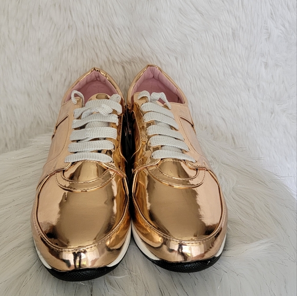 New Penny loves Kenny Metallic Gold Sneakers - Picture 6 of 7